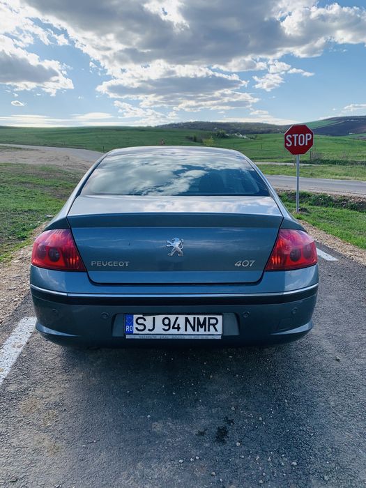 Vând Peugeot 407