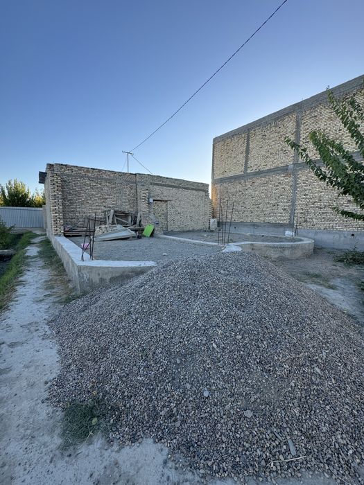 Не досроенный участок.