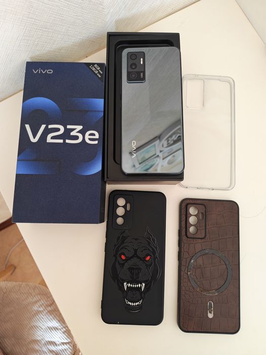 Продам vivo v 23e