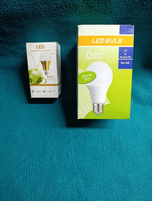 Лампочка 12V с цоколем Е27