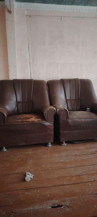 Диван кресло сотилади