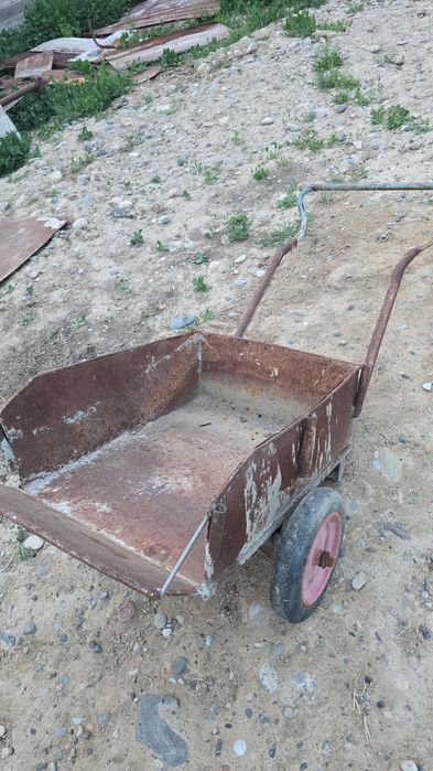 Тачка из прочного металла