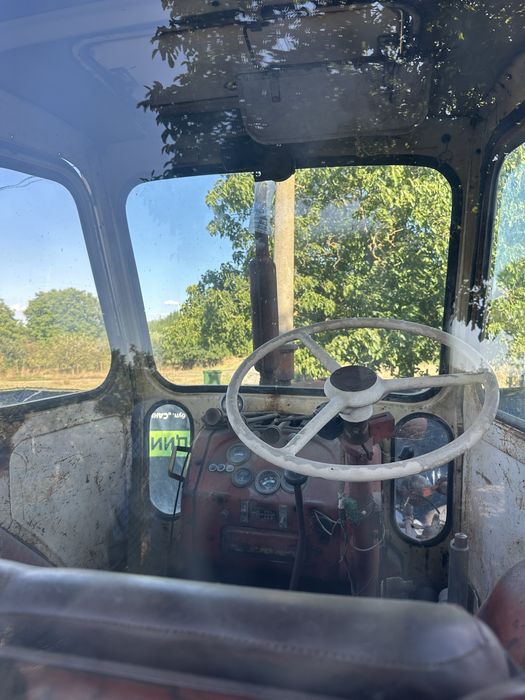 Трактор ЮМЗ Т-40