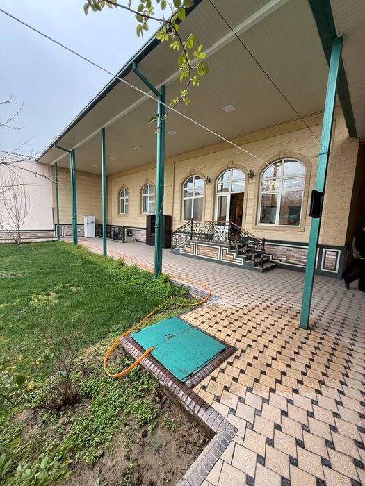 Ховли сотилади Своя