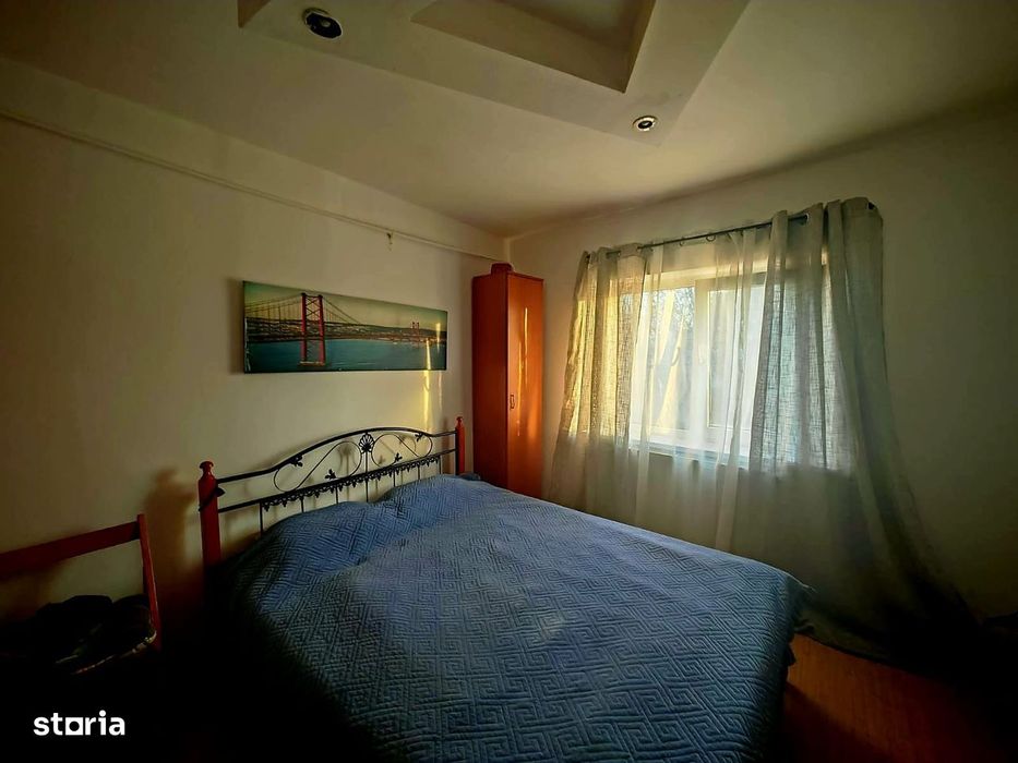 Decomandat, 4 camere, zona Brazda, 76.6 mp