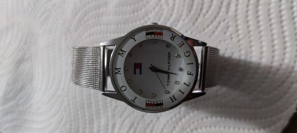 Ceas de mana Tommy Hilfiger