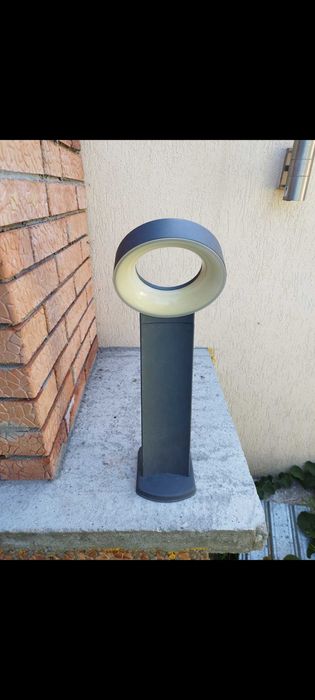 Lampi gradina ..două bucăți 150 lei bucata