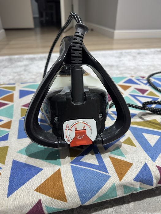 Гладильная доска и Утюг Tefal