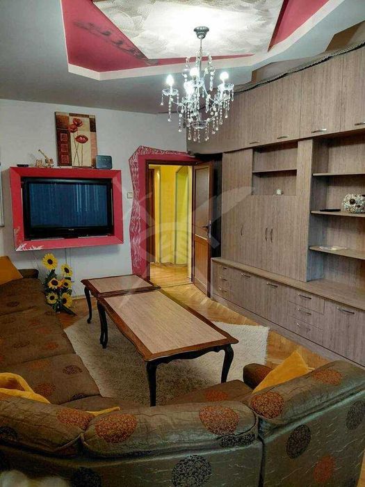 Дава се под наем Тристаен апартамент в Пловдив, Мараша - 93 кв.м за 648.21 € - Снимка #1