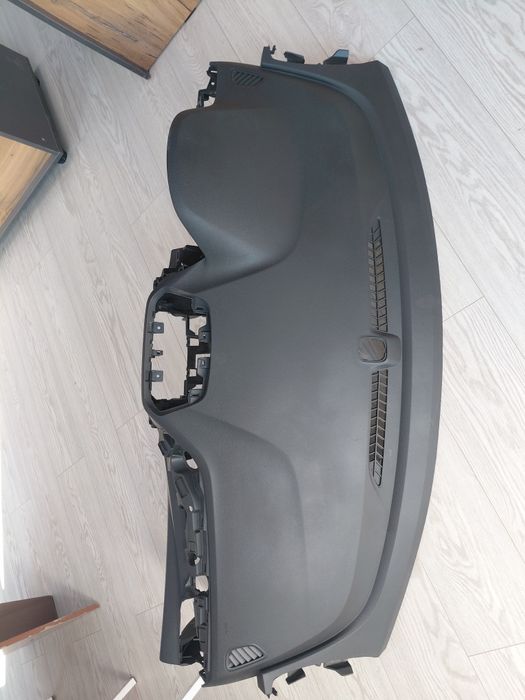 продаётся новый панел от шевроле оникса