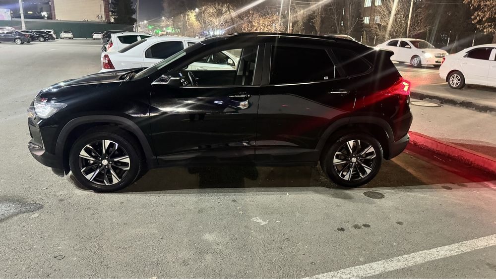 Tracker Premier 2023