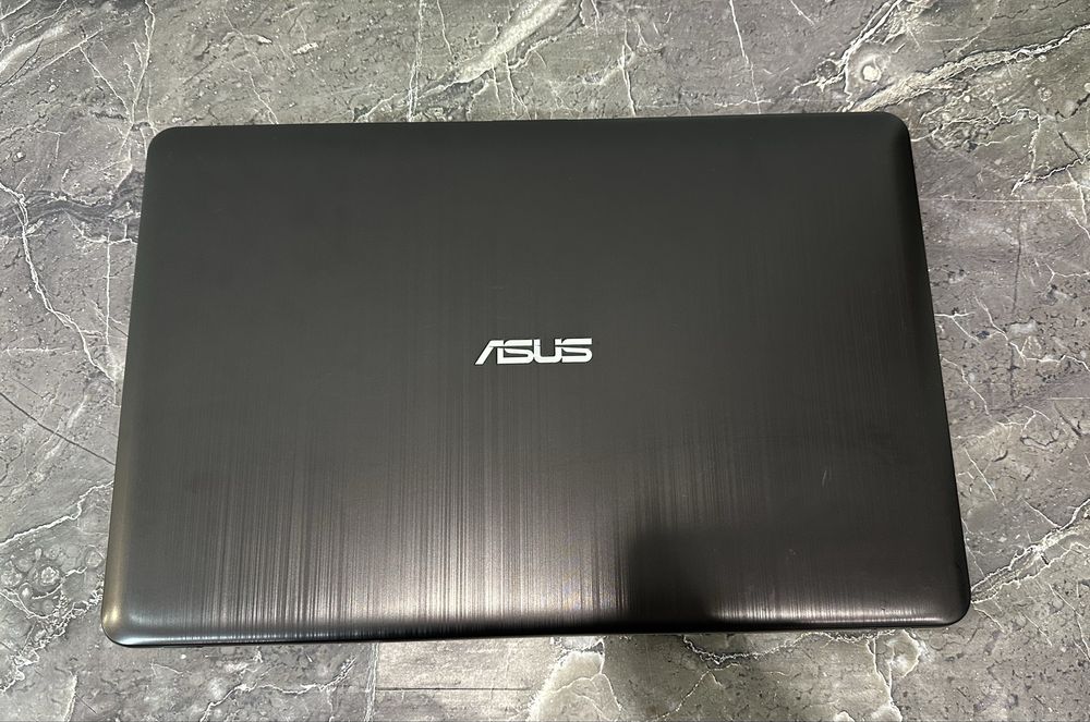 Ноутбук Asus (г Актау 7/12) Лот 103/2610