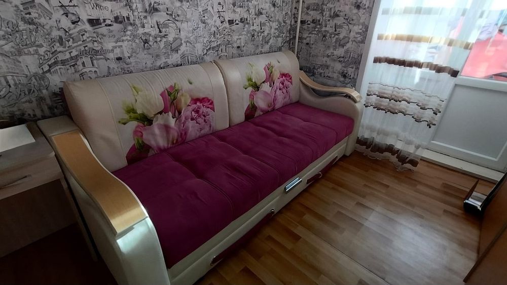 диван в хорошем состоянии