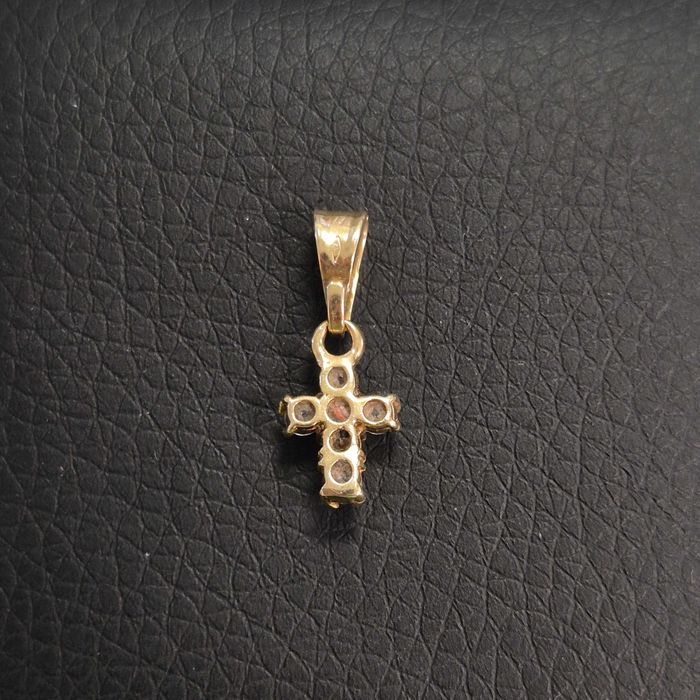 Medalion Aur 18K - 1.18 grame / 767 lei ( B33121.3 / Ag28 Doi Baieti )