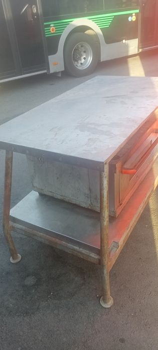 Nerjaveyka stol sotiladi