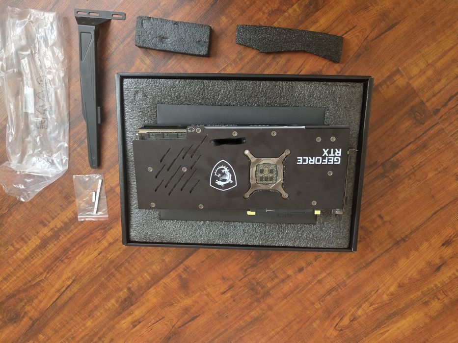 Продам MSI GeForce RTX 3080 Gaming X Trio 10G