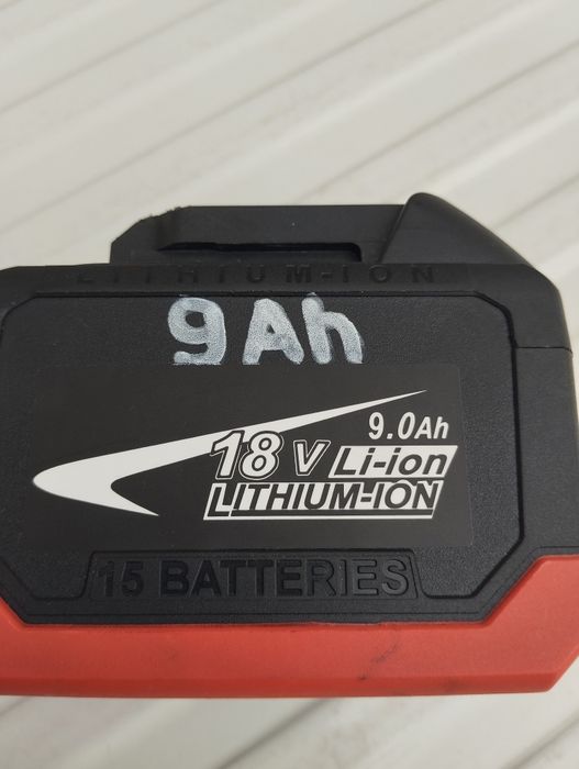Baterii makita, milwaukee 9Ah