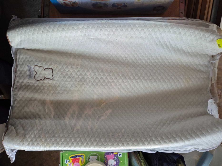 За бебета и деца - детска количка, люлка, активна гимнастика, стол за хранене и др.