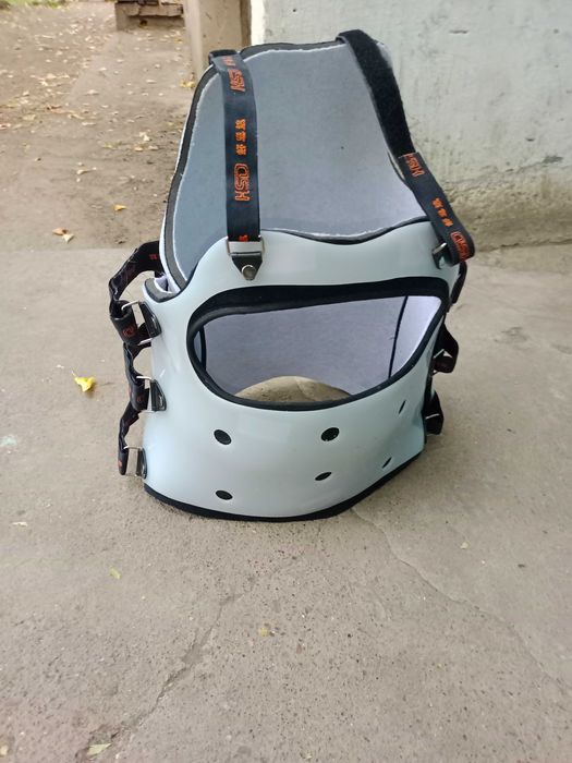 Продам защитный костюм для единоборств