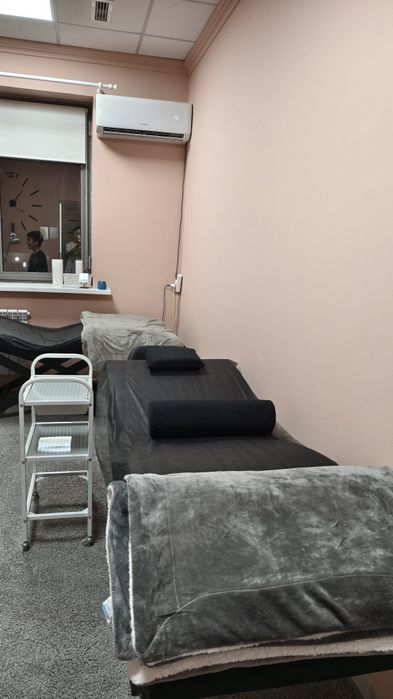 Кушетка аренда Мега Вавилон Алматы