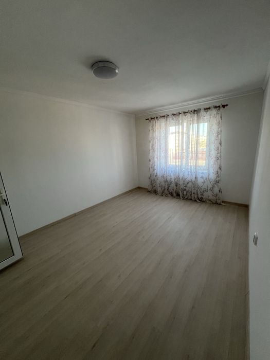 Vand garsoniera in bloc de apartamente in orasu navodari centru