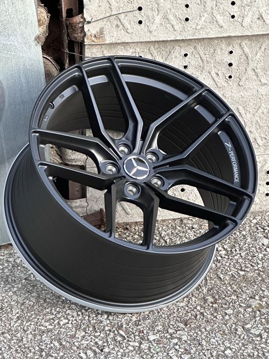 Джанти за Мерцедес Mercedes 19 “ цола 5х112 чисто нови Спорт Пакет E S