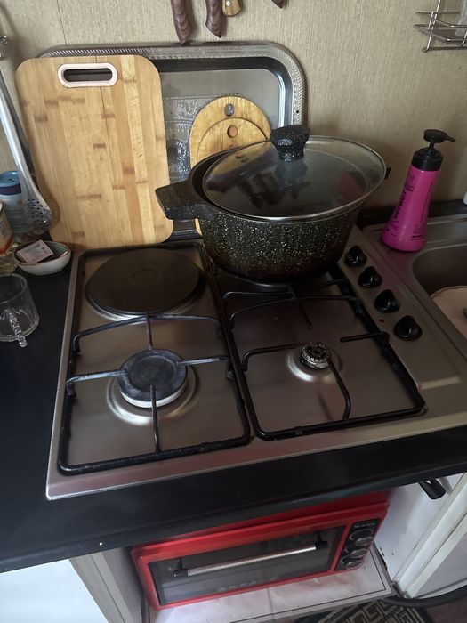 Кухонные гарнитур