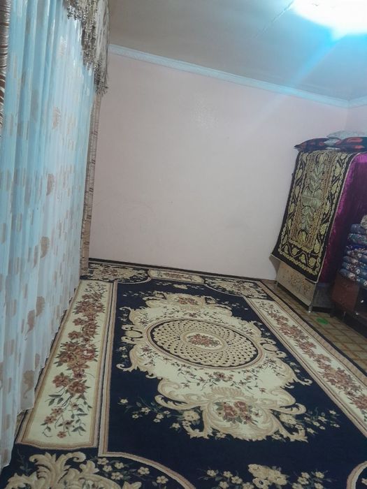 Shaxarda 2 ta yonma yon dacha sotiladi. Ikkalasini olganga supper narx