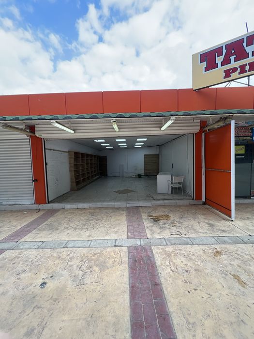 Отдава се търговско помещение к.к. Слънчев бряг