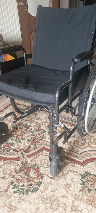 Инвалидная коляска