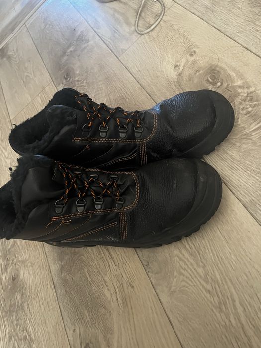 Обувь одежду прода