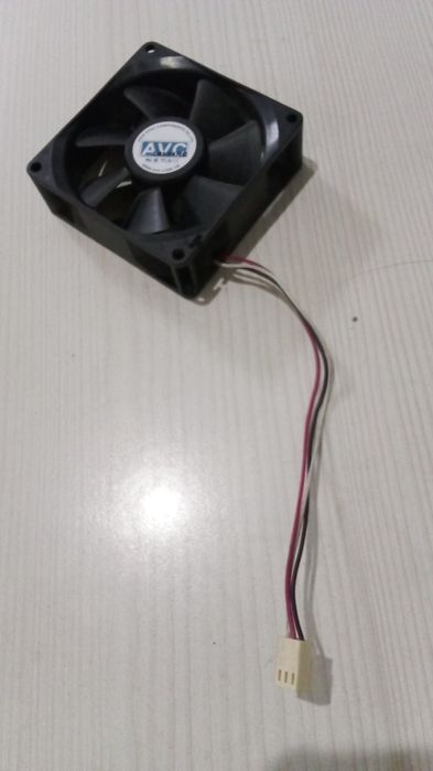 Кулер для компьютера AVC