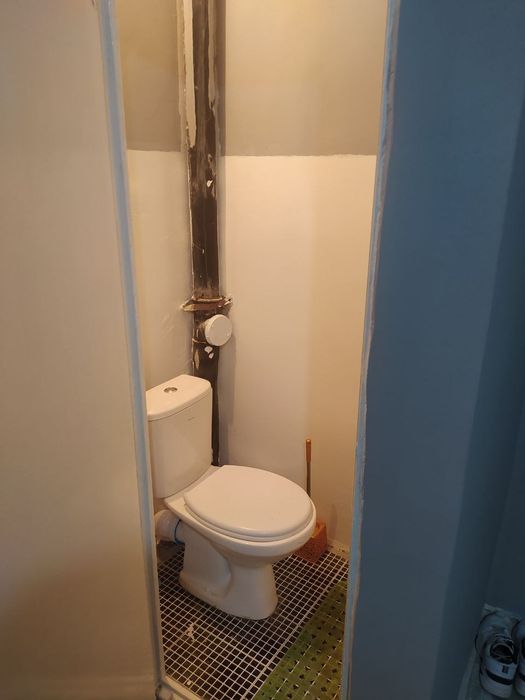 Бухоро 6 чида омадни ёнида 2 хонали квартира 1 хонаси ижарага берилади