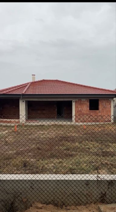 Самостоятелна къща ново строителство – с. Горно Черковище, до Бузовград