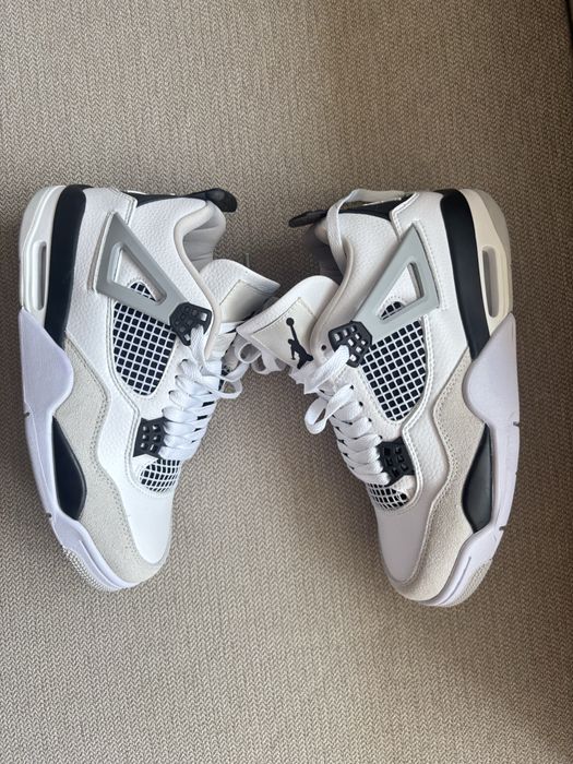 Jordan 4 Military Black