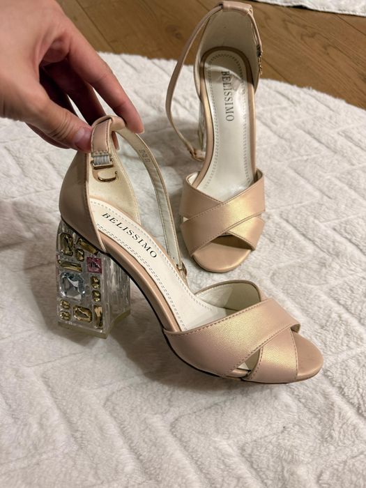 Обувь босоножки кеды ботинки сапоги