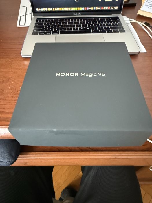 Honor Magic V5 16GB 512GB Negru Dual SIM Impecabil Full Box