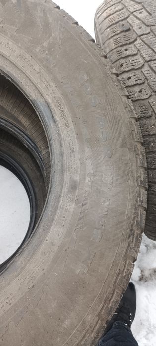 Продам комплект шин R17 265/65