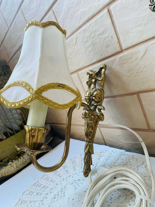 Красива месингова лампа за стена от Англия