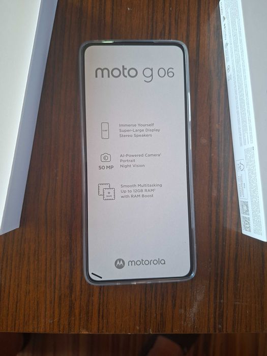 Продавам телефон Моторола