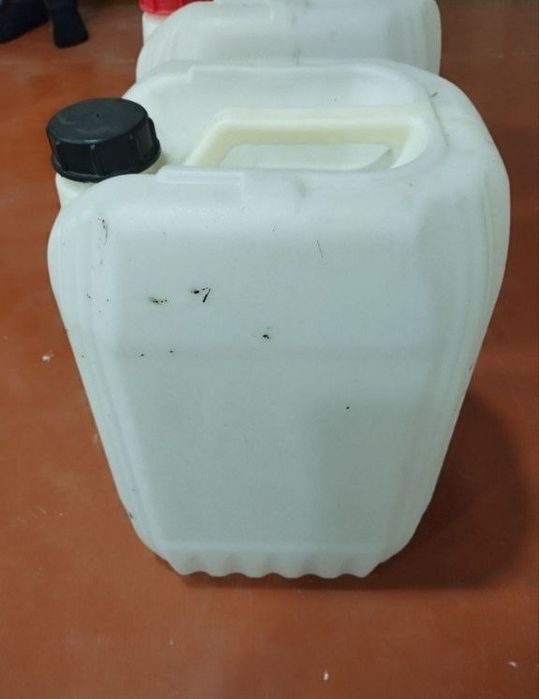 Plastmas bochka sotiladi