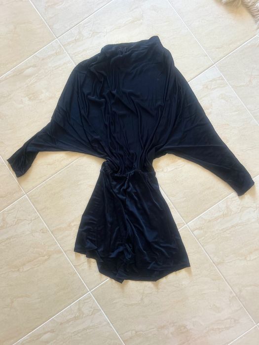 черна рокля, практичен материал