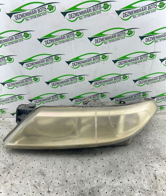 Far stanga 8200002845 8200002845 Renault Laguna a 2-a generatie