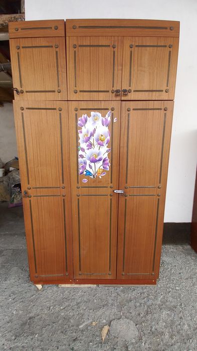 Большой шкаф для спальни