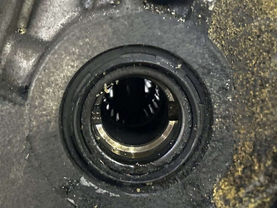 Cutie de viteze Nissan Qashqai Facelift 2.0 Benzina 2010 - 2013 141CP Manuala 6 Trepte ...