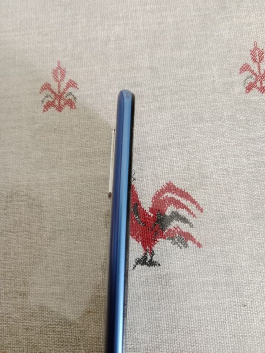 Продам телефон!!