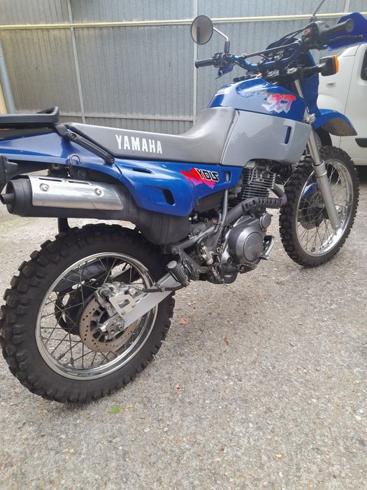 Se vinde yamaha xt 600e