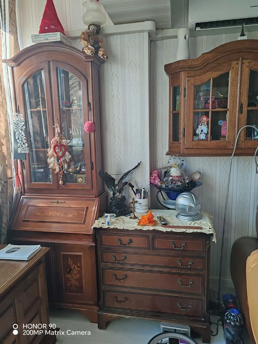 Секция - дървени шкафове