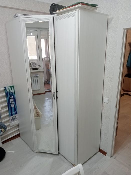 Продам спальный шкаф