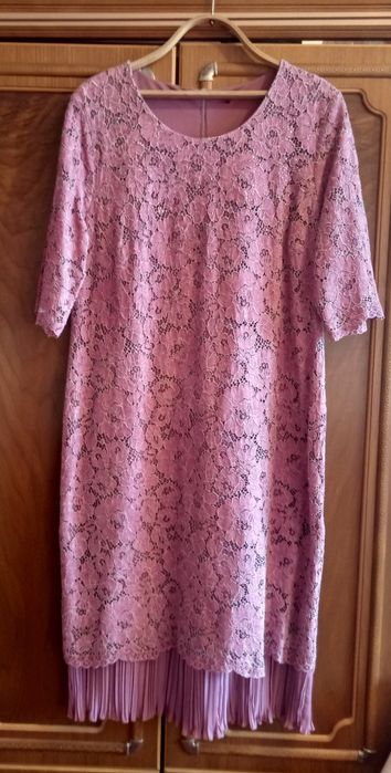 Продам платье 8000